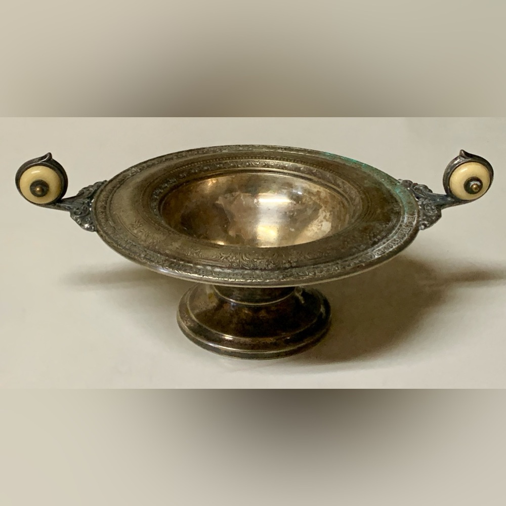Early 20th Century Antique Silver Plated Evans EPNS 315 Ornately Detailed Bowl
